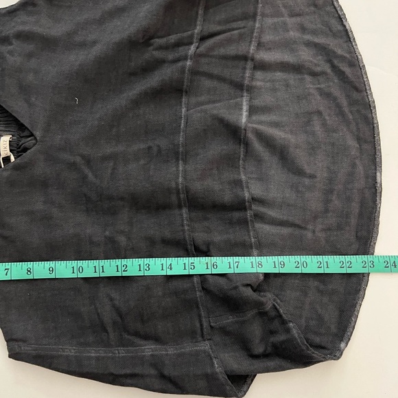 IKIKIZ Black tank blouse - Picture 10 of 12